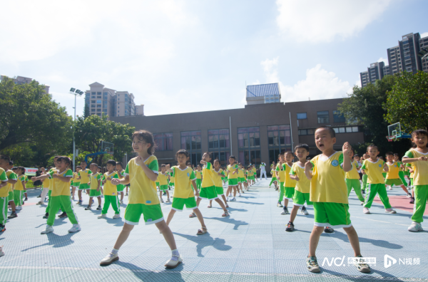 配资栈 一起打咏春拳！顺德均安一幼儿园举办开学典礼
