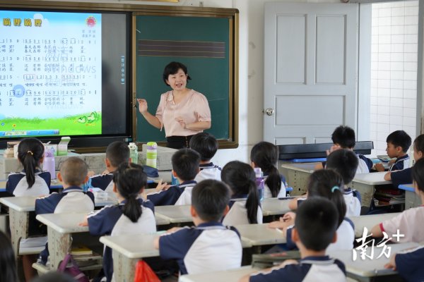 广盛网  教育部等印发指南，要求15